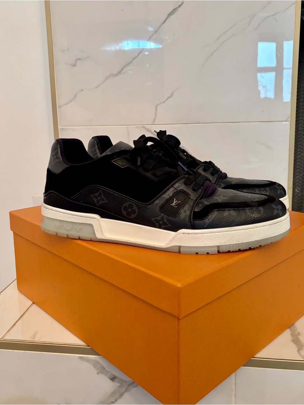 Louis Vuitton Black & White Men's Low-Top Sneakers